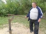 «Отличная была вода в этой колонке», – вздыхает житель Мельгуновки Николай Суходеев
