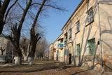По программе капремонта дом №43 в гарнизоне с. Камень-Рыболов должны отремонтировать в 2015 году