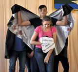 Школьники из Новокачалинска наглядно показали, как наркотики затуманивают мозг молодёжи