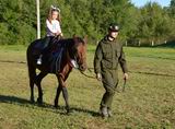 Житель села Кирилл Федосов бесплатно катал местную детвору на своей лошади