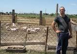 Молодой фермер Борис Бушмин трудится без выходных и праздников