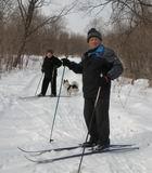Супруги Кривченко отдыху перед телевизором предпочитают лыжную прогулку