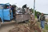Более четырёх тонн мусора было вывезено с берега Ханки