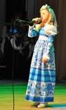 Ученица Камень-Рыболовской школы №2 Елизавета Козырева исполнила «Песню царевны Забавы»