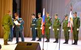 Заместитель командира бригады Антон Будилов вручил грамоты и благодарности военнослужащим
