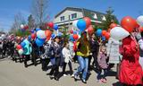 В Ханкайском районе в 2013 году впервые за двадцать лет была возобновлена традиция отмечать 1 Мая праздничной демонстрацией