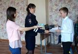 Инспектор по пропаганде оГИБДД по Ханкайскому району Елена Александрова вручила участникам грамоты и памятки «Юный велосипедист»