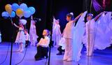 Один из наиболее трогательных номеров концерта – танец «Птицы белые» в исполнении учеников Новокачалинской школы