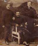 Один из первых мельгуновских поселенцев Евлампий Боярчук (в центре) с братьями. Прибыл в село из Польши через Сибирь в 1904 году