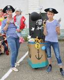 Ольга Петько и её дети Денис и Полина – дружная пиратская команда